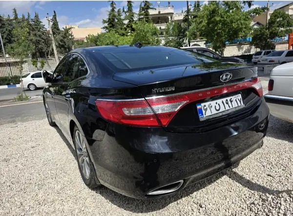 هیوندای، آزرا (گرنجور)