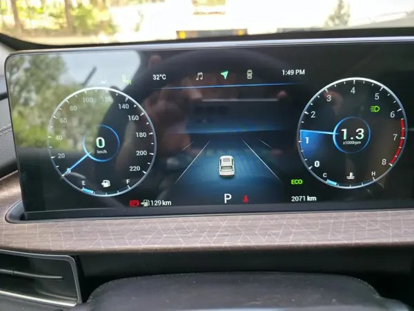 ام وی ام، X77