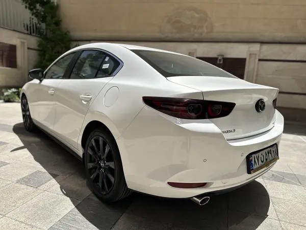 مزدا، 3 وارداتی