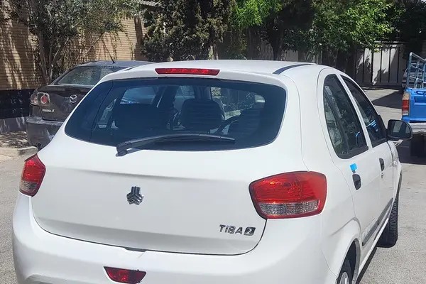 تیبا، هاچ بک