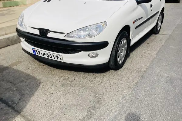 پژو، 206