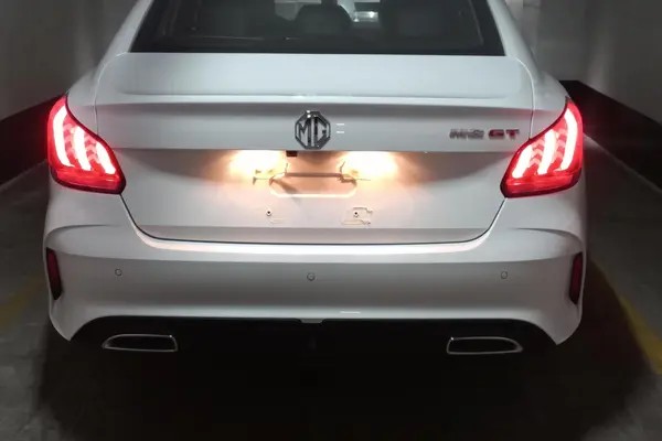 ام جی، GT