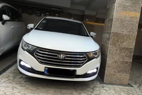 بسترن، B30