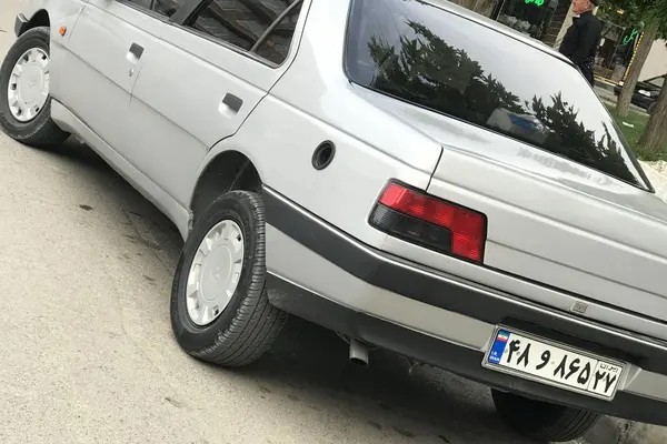 پژو، 405