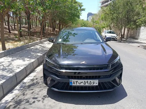 کی ام سی، J7
