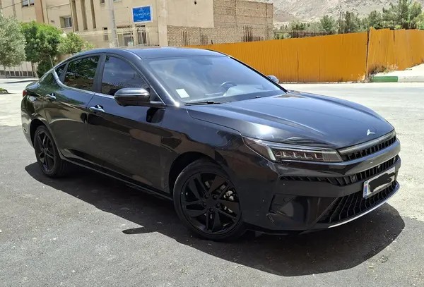 کی ام سی، J7