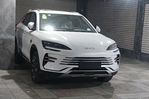 بی وای دی، سانگ پلاس DMi