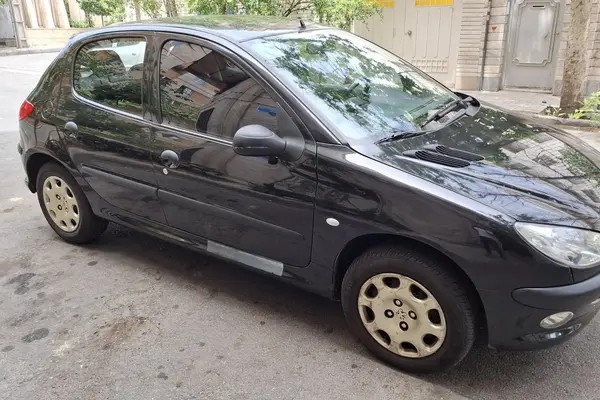 پژو، 206