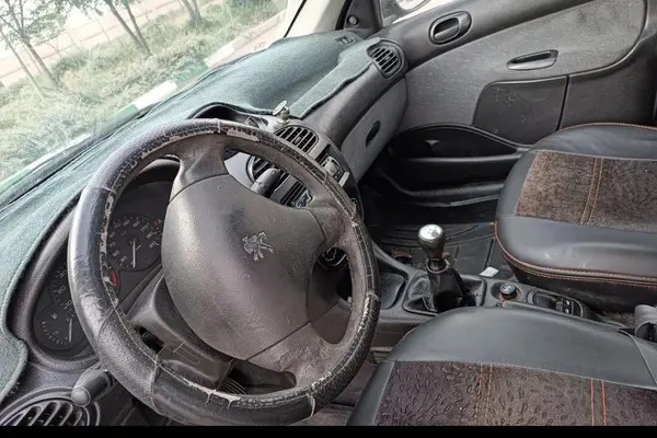 پژو، 206 SD