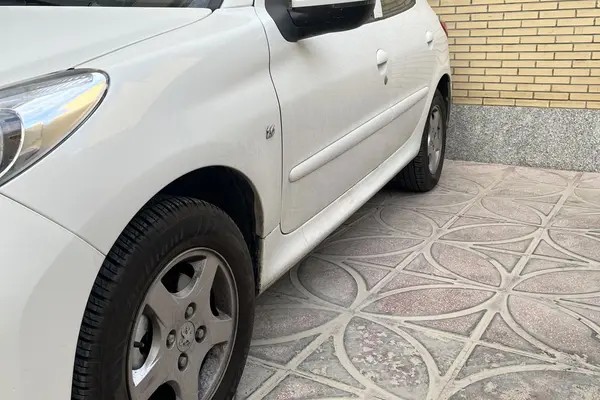 پژو، 207