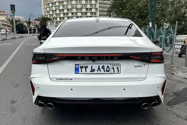 فونیکس، آریزو 8 (Z8)