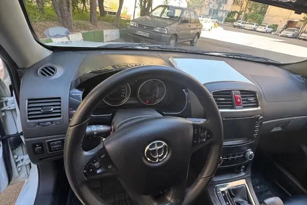 برلیانس، H330
