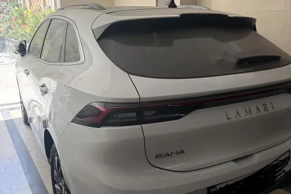 لاماری، ایما