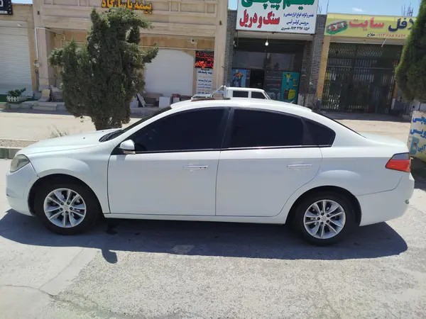 برلیانس، H330