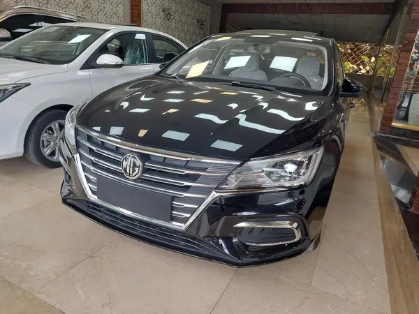 ام جی، 5