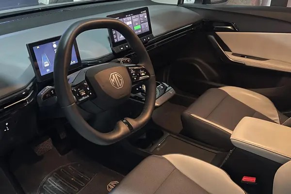 ام جی، 4ev