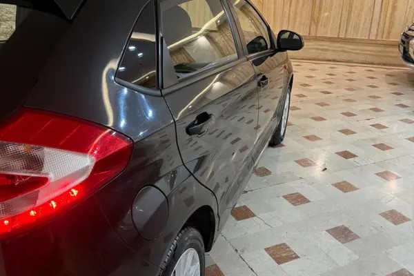 ام وی ام، 315هاچ بک