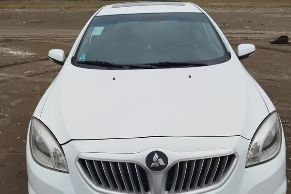برلیانس، H330