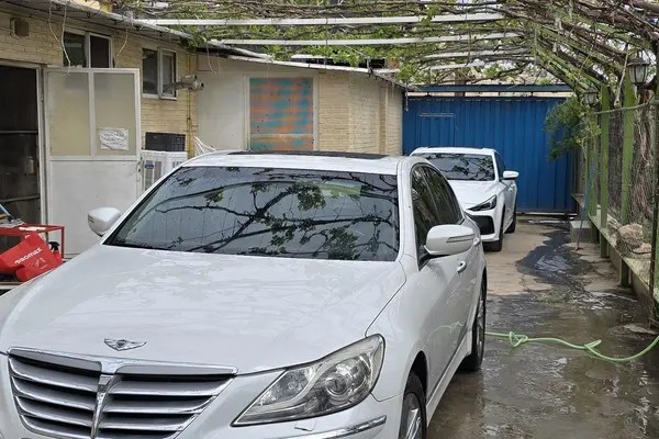 هیوندای، جنسیس