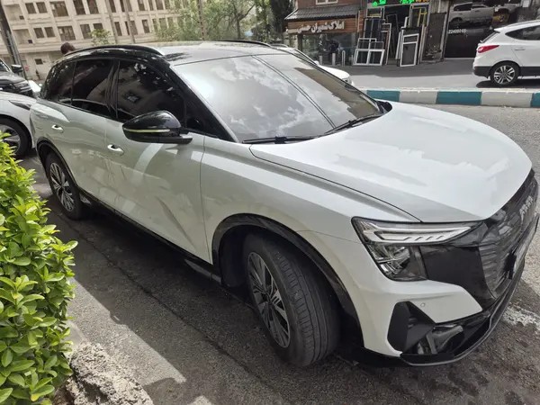 آئودی، Q5 e-tron