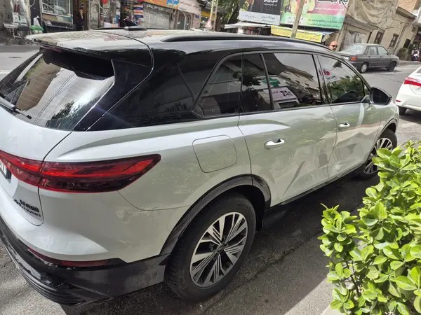 آئودی، Q5 e-tron