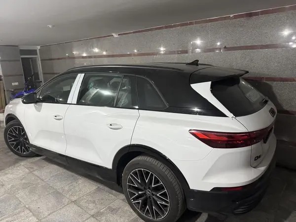 آئودی، Q5 e-tron