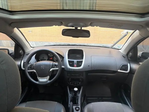 پژو، 207