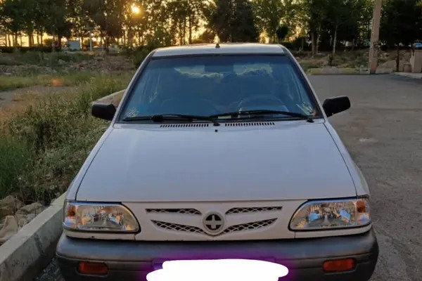 پراید، صندوق دار