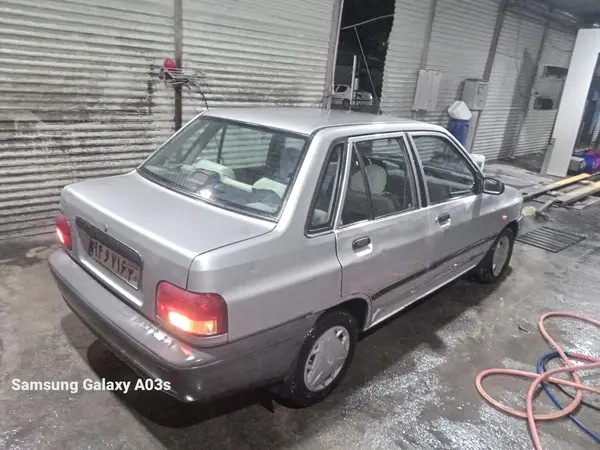 پراید، صندوق دار
