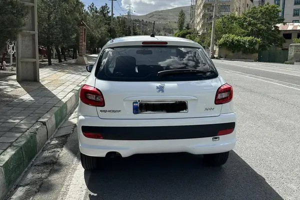 پژو، 207