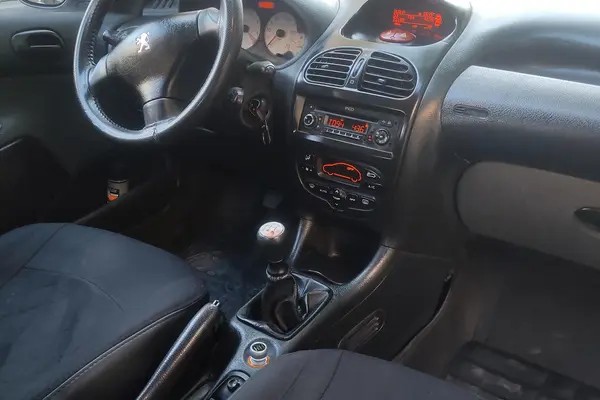 پژو، 206 SD