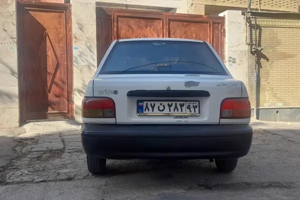 پراید، صندوق دار