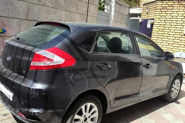 ام وی ام، 315هاچ بک