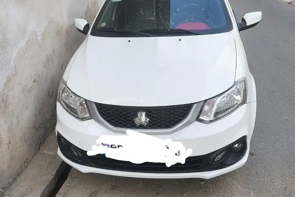 ساینا، S