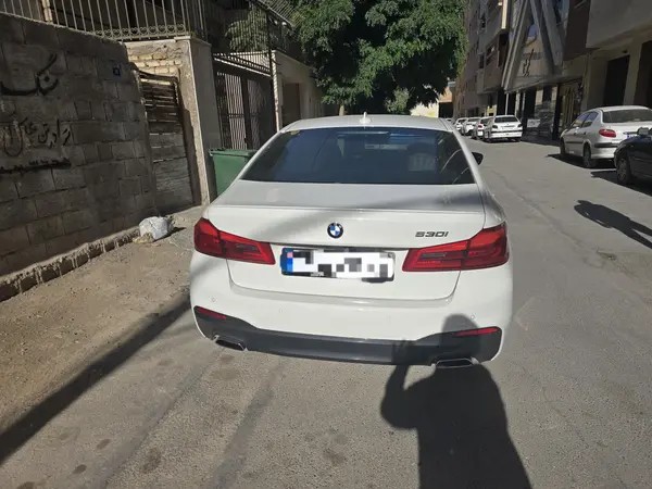 ب ام و، سری 5 سدان
