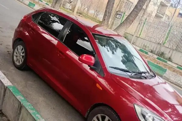 ام وی ام، 315هاچ بک