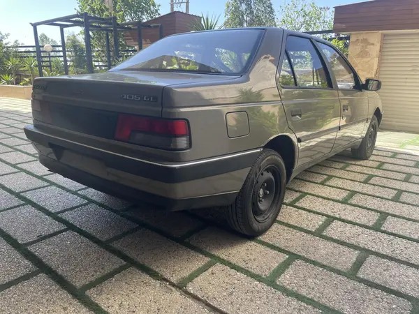 پژو، 405