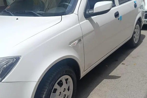 ساینا، S