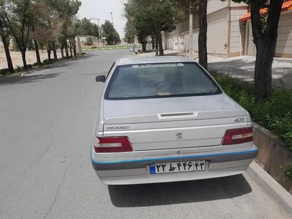 پژو، 405
