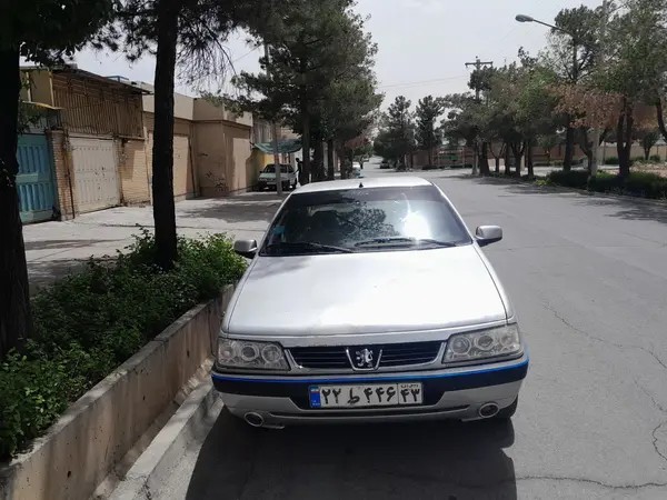 پژو، 405
