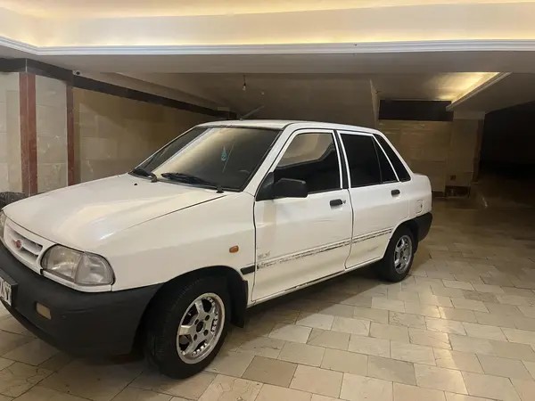 پراید، صندوق دار