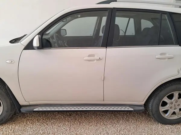 ام وی ام، X33