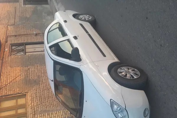 تیبا، صندوق دار