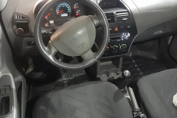 تیبا، صندوق دار