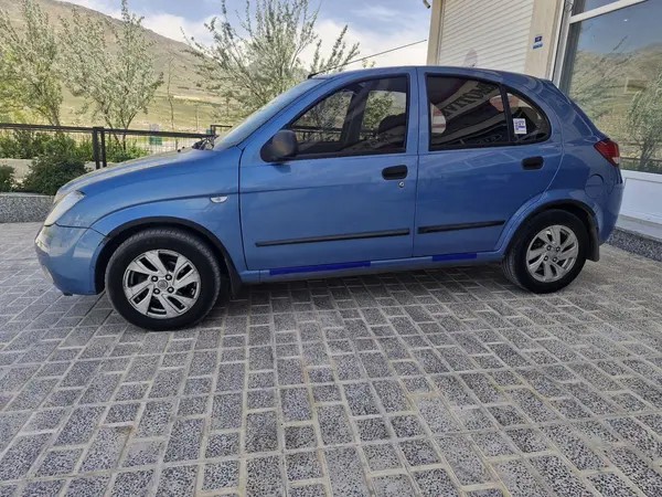 تیبا، هاچ بک