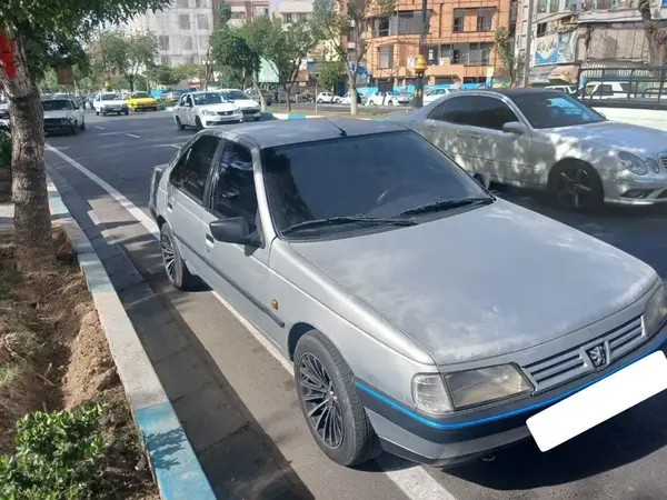 پژو، 405