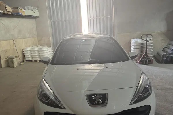 پژو، 207