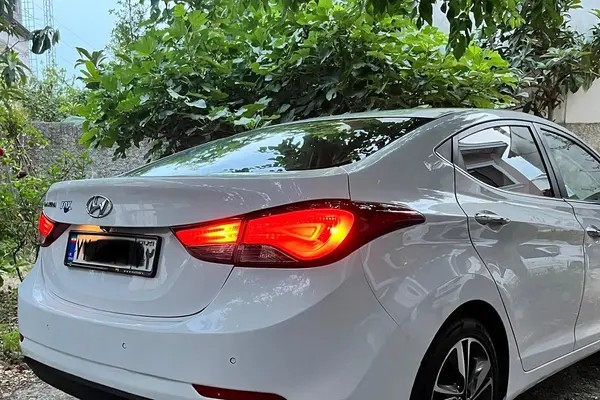 هیوندای، النترا