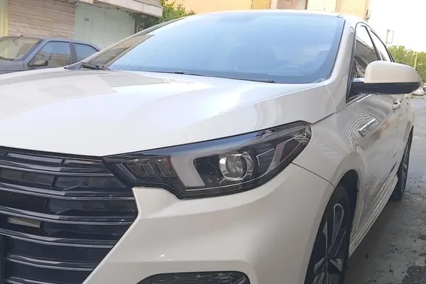 فونیکس، آریزو 6 پرو