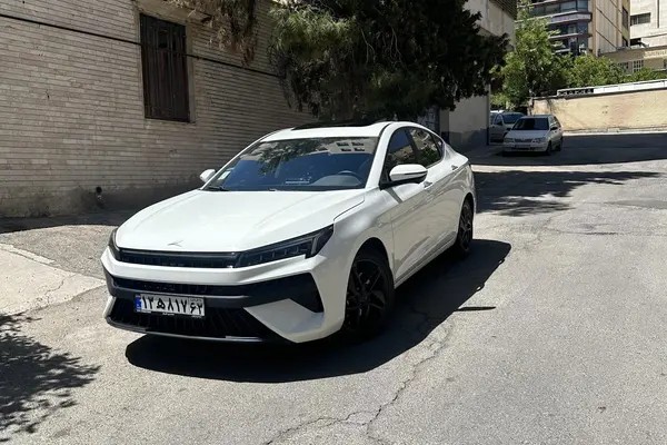 کی ام سی، J7
